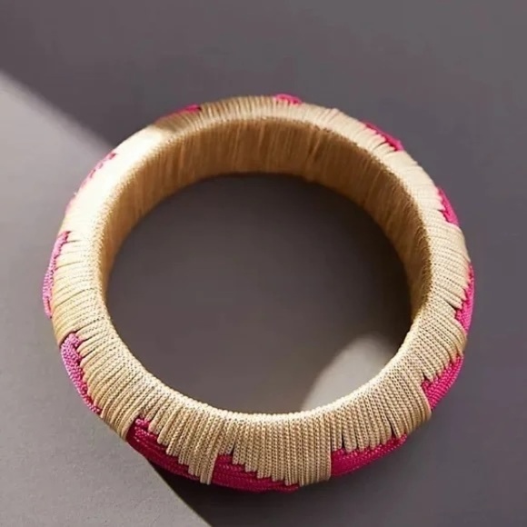 NWT  Anthropologie Patterned  Woven Bracelet Pink - Picture 4 of 4
